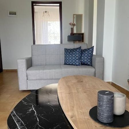 شقة Eirini'S House باراليا ديونيسيو المظهر الخارجي الصورة